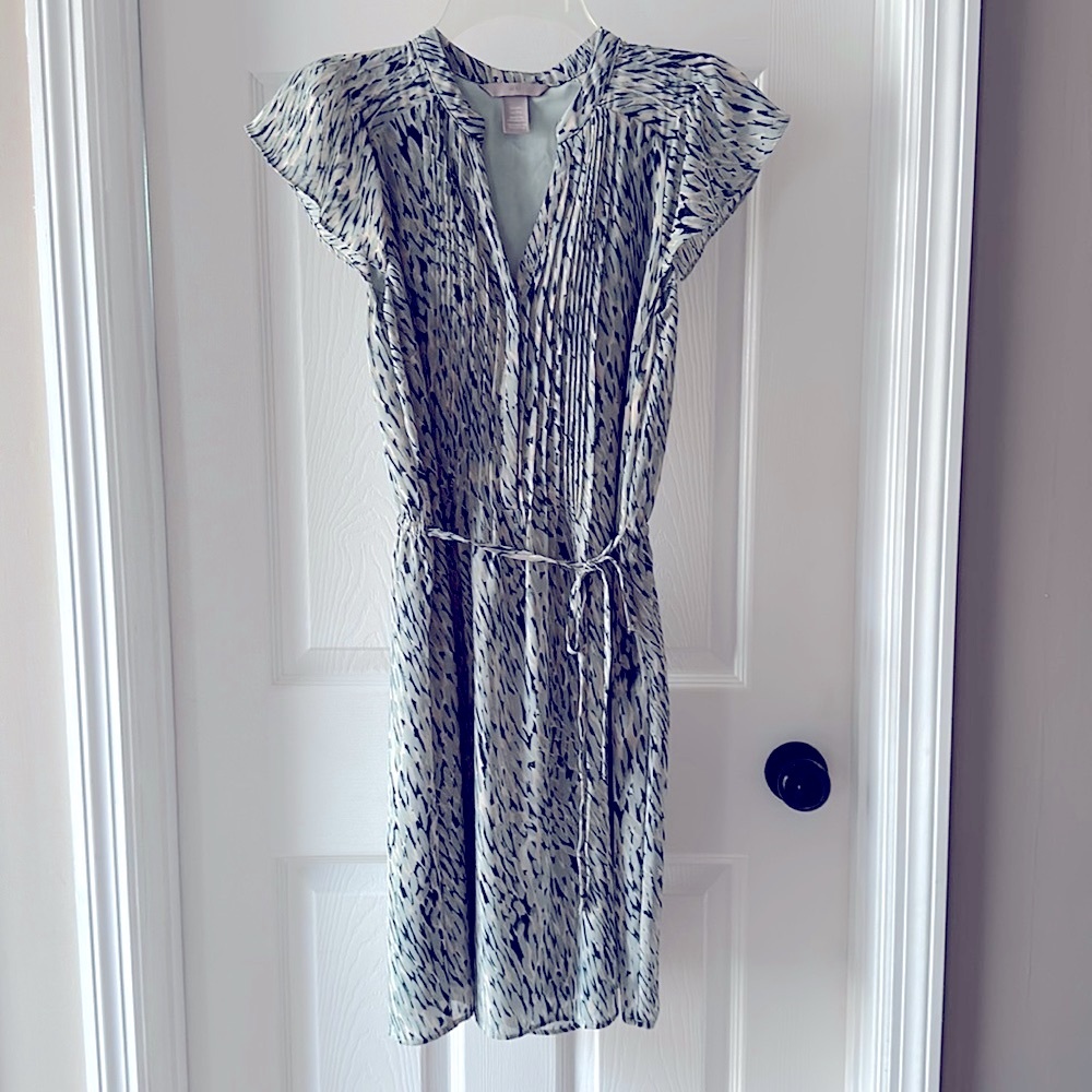 Patterned Flutter Sleeve Dress Sz XXS